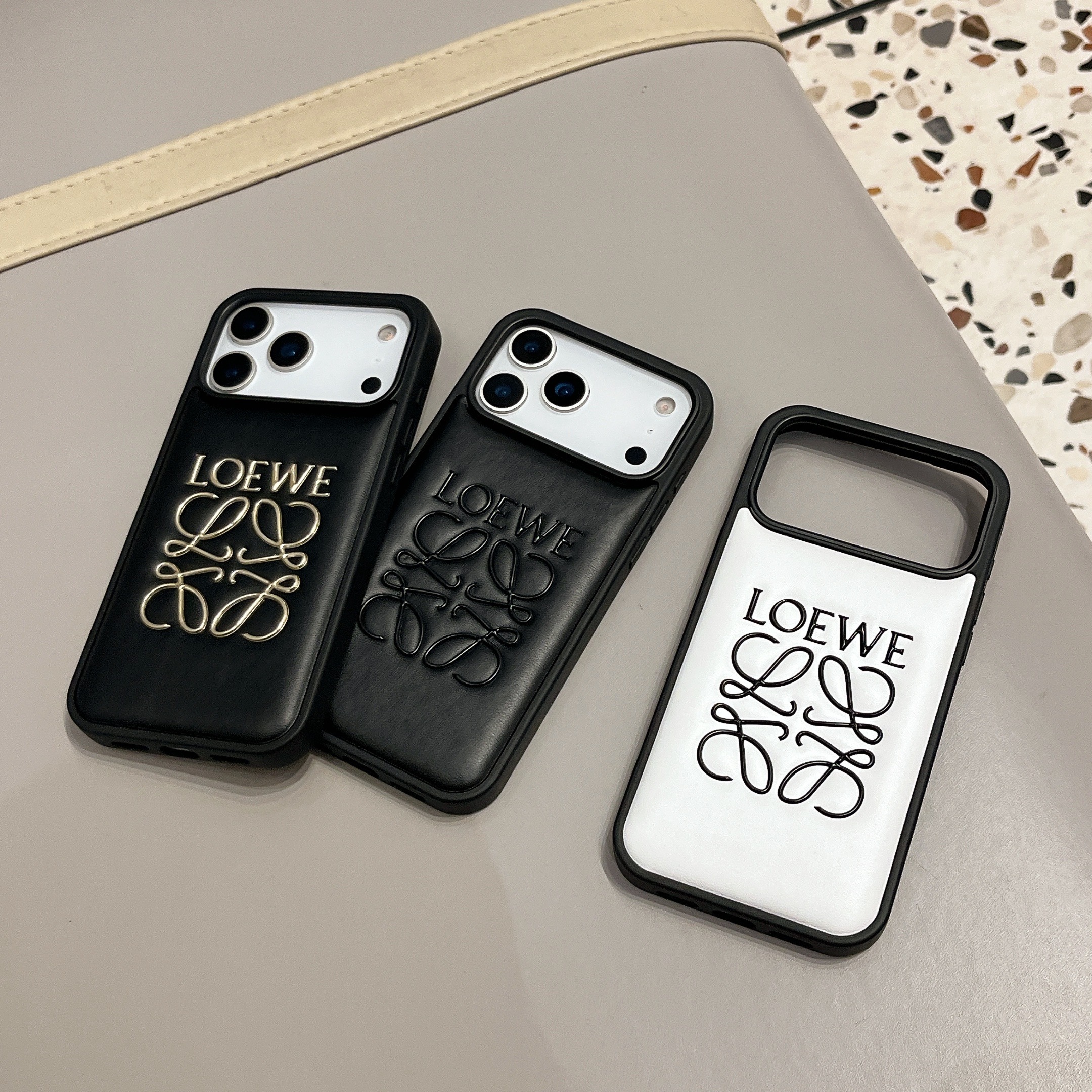 Luxury LE iPhone case white  – GFLE0031