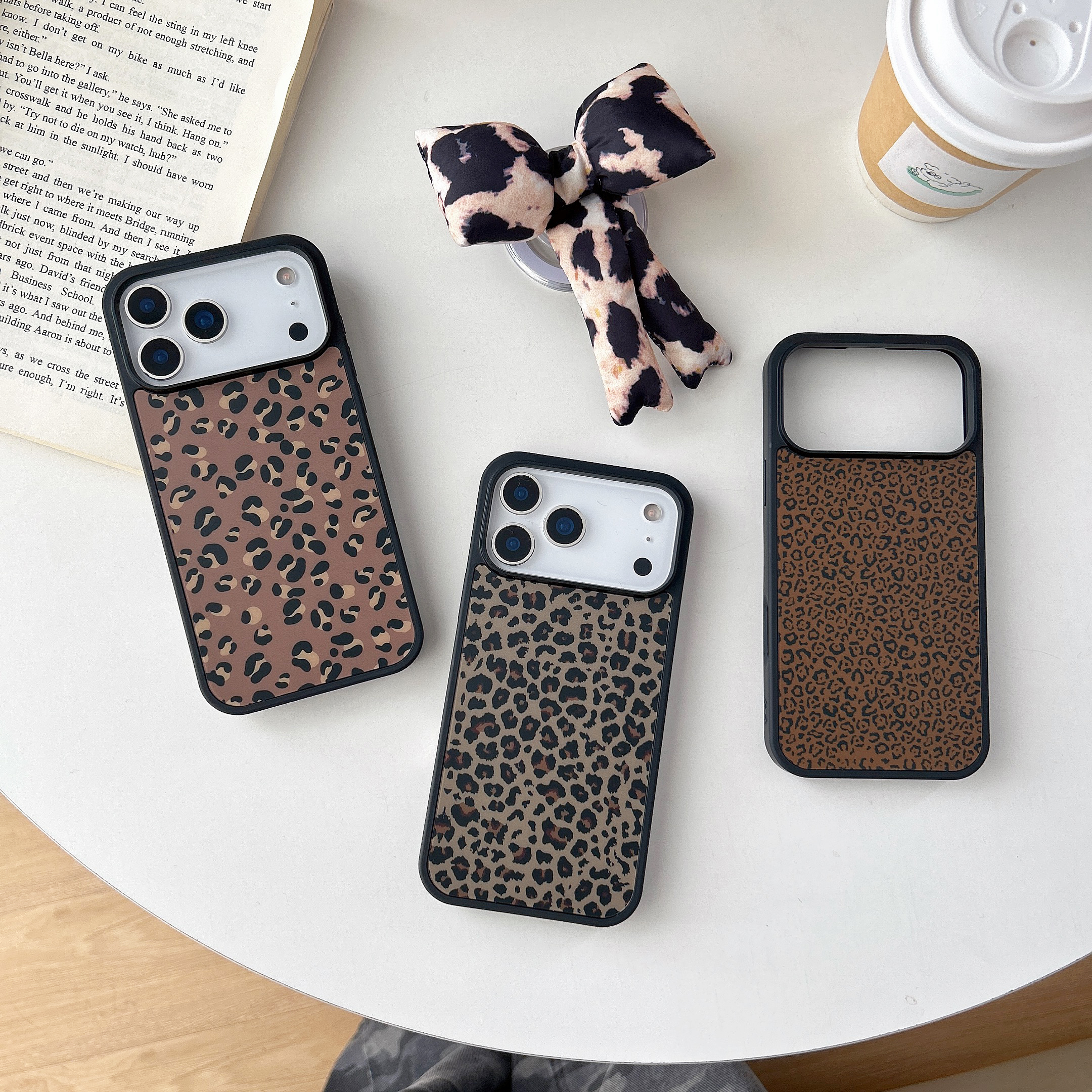 Leopard Print MagSafe-Compatible Phone Case with Holder for iPhone 17/16/15/14/13 Series – CF2500010