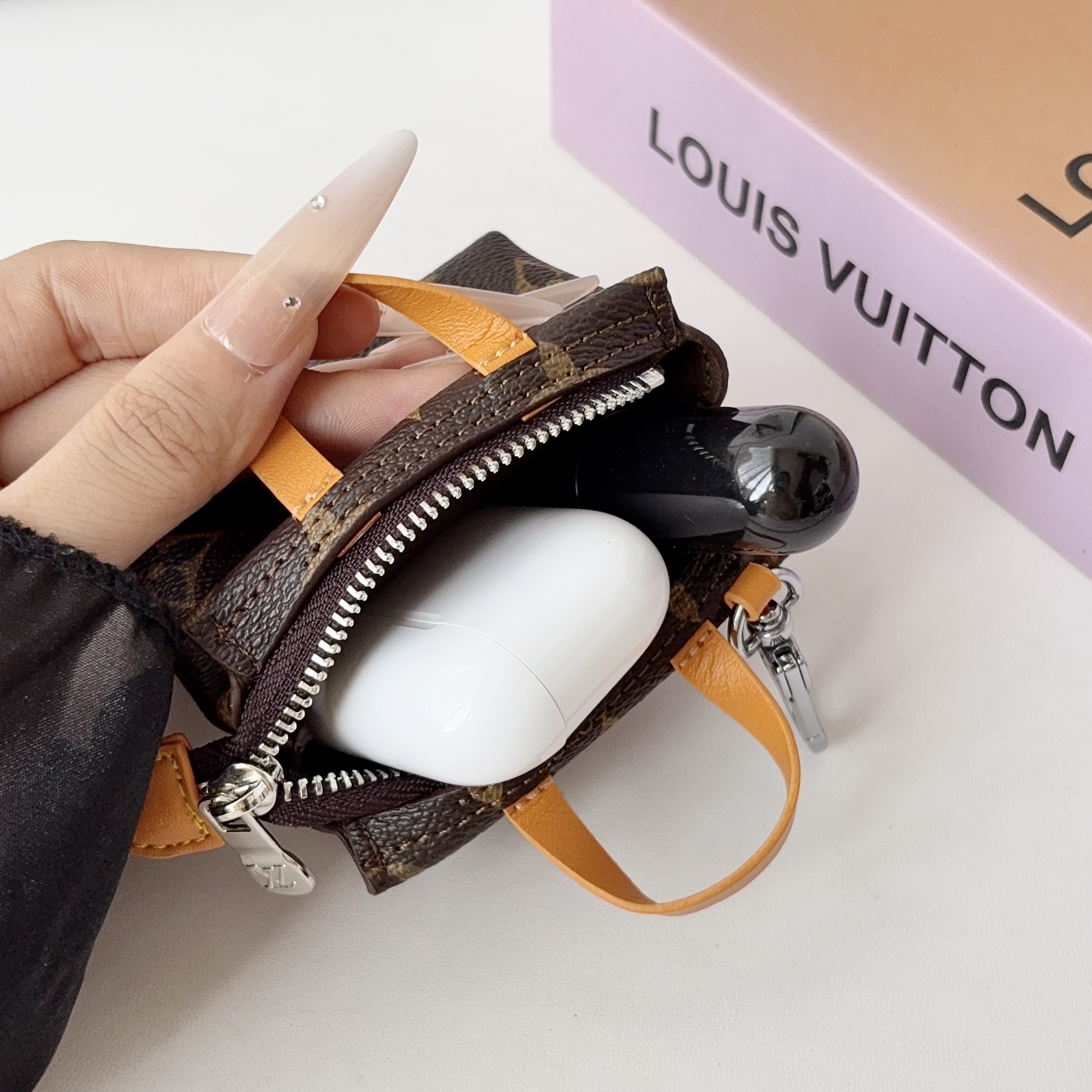 Premium Monogram AirPods Cases Big Printing -GELV236