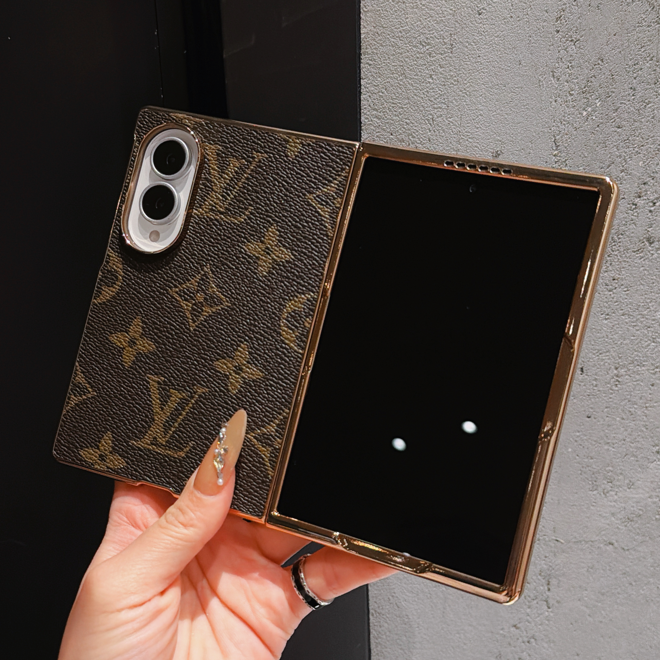 Premium Monogram Samsung Galaxy Z Fold Series Case-GELV231