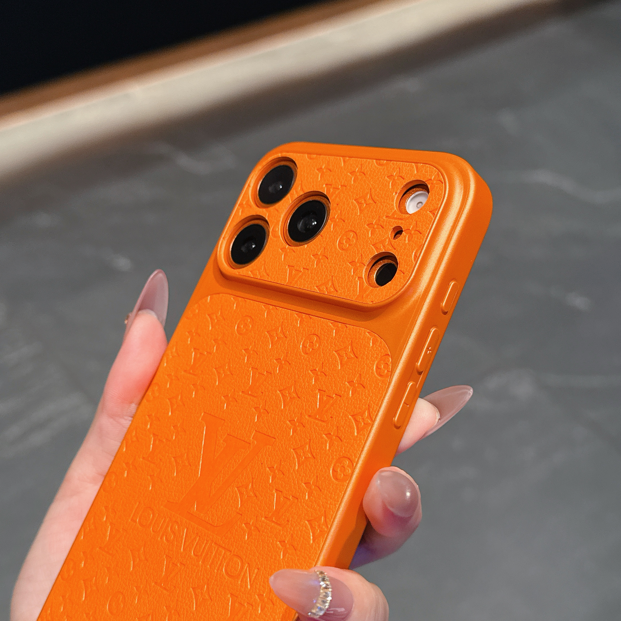 Elegant Monogram iPhone case orange– GFLV004