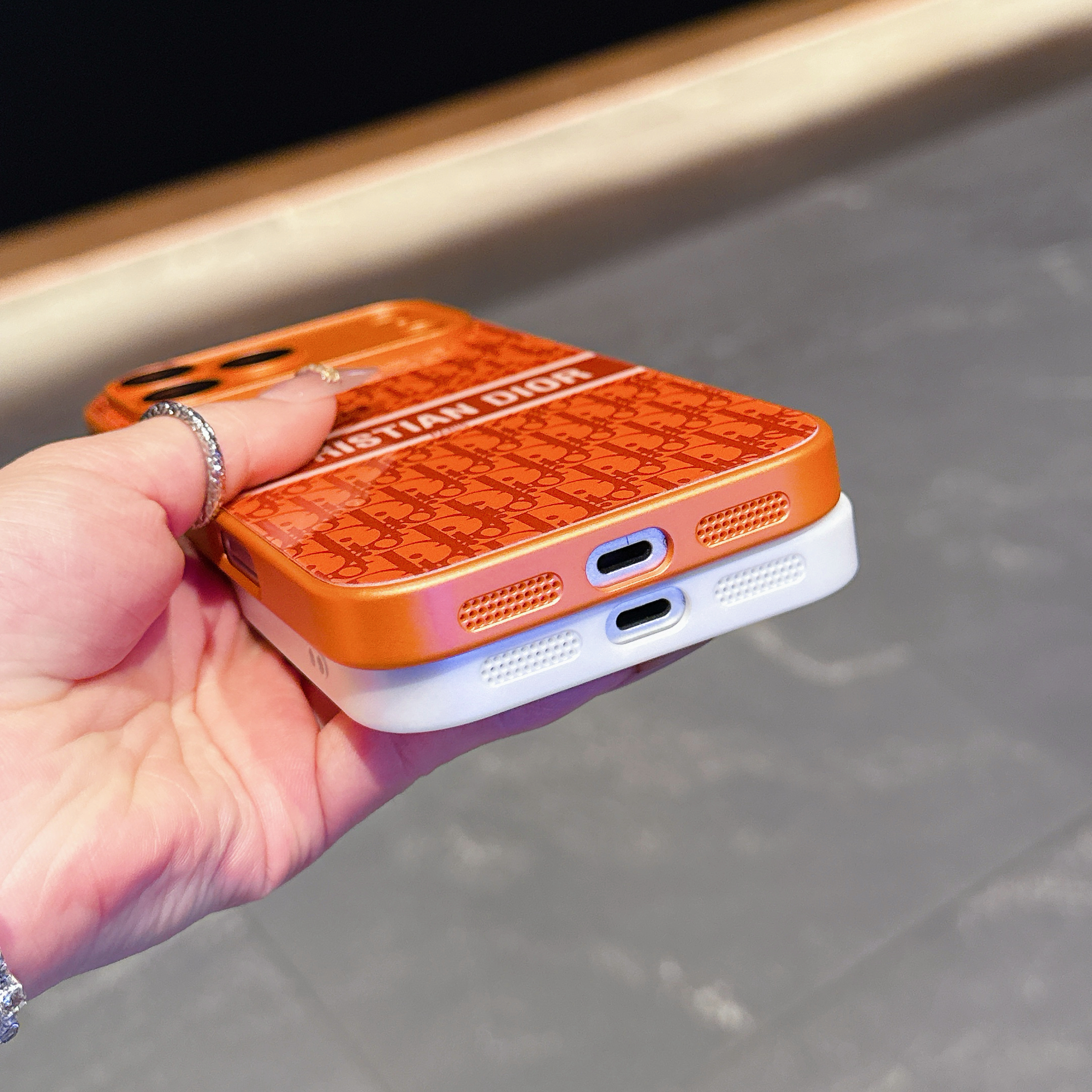 High-quality CD iPhone case orange– GFLV0010