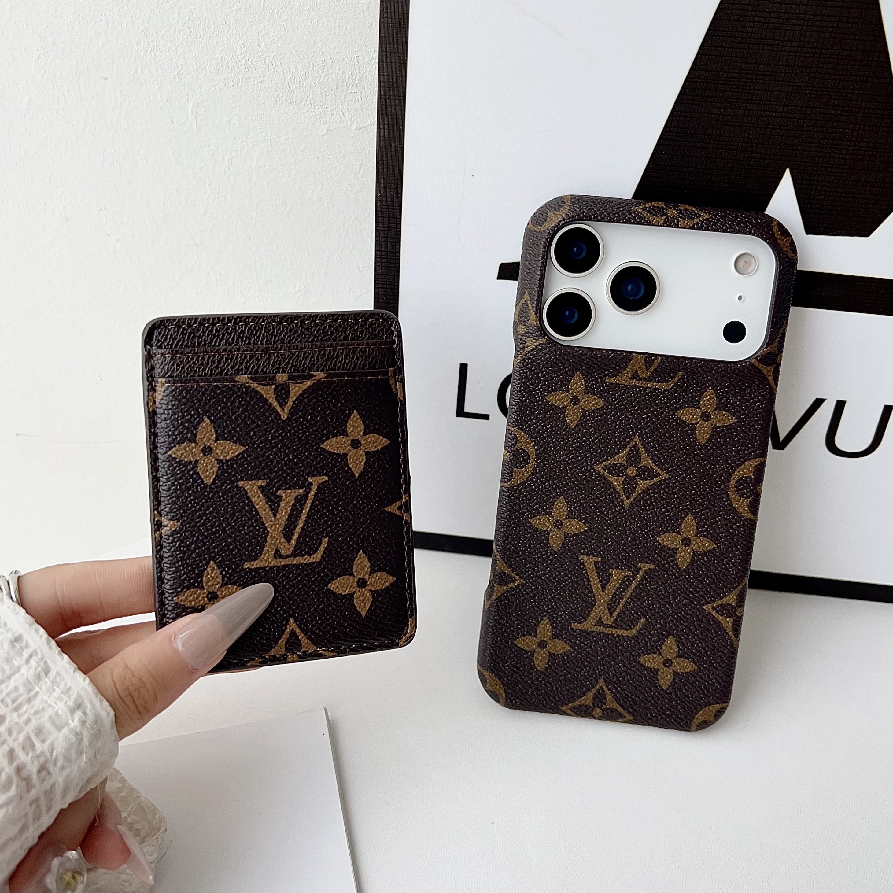 High-quality Monogram iPhone Case With Card Holder For iPhone 17 Series-GELV156
