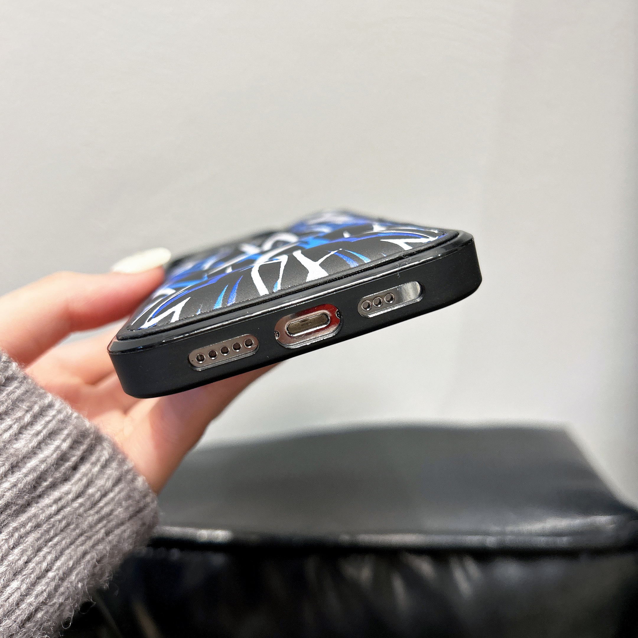 Thorny Diagram Puffer Phone Case For iPhone Blue-JJT251805