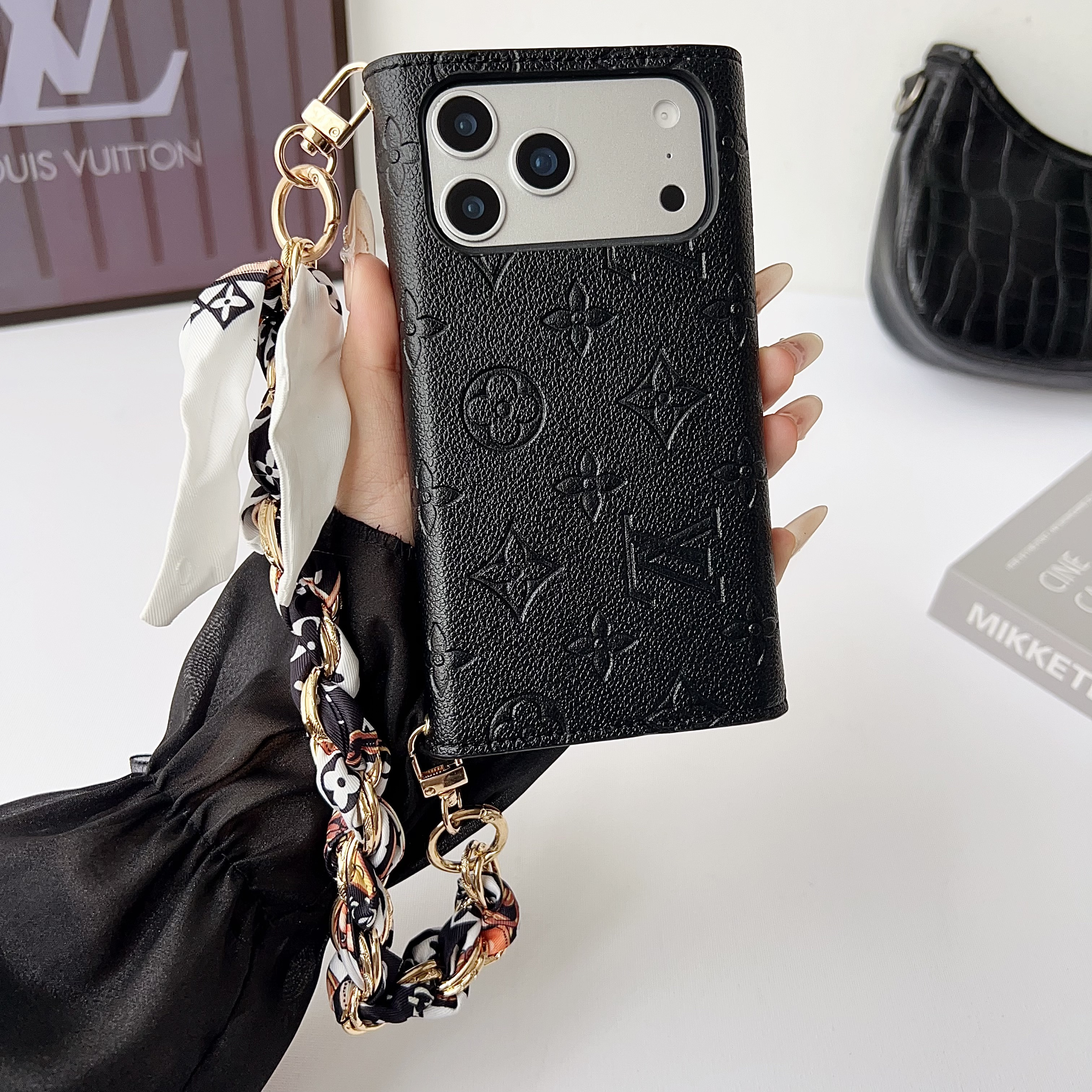 Luxury  Leather LV iPhone Case With Flip Wallet-GELV204