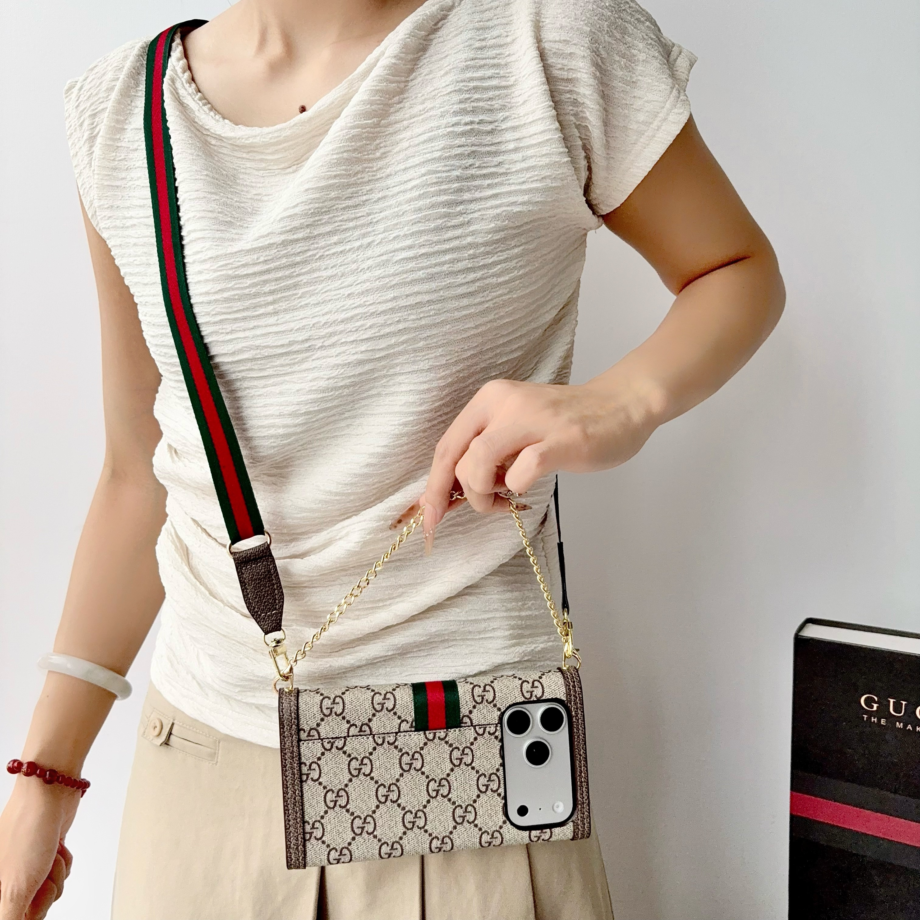 Classic Leather GG iPhone Case With Flip Wallet And Crossbody Strap-GEGG217