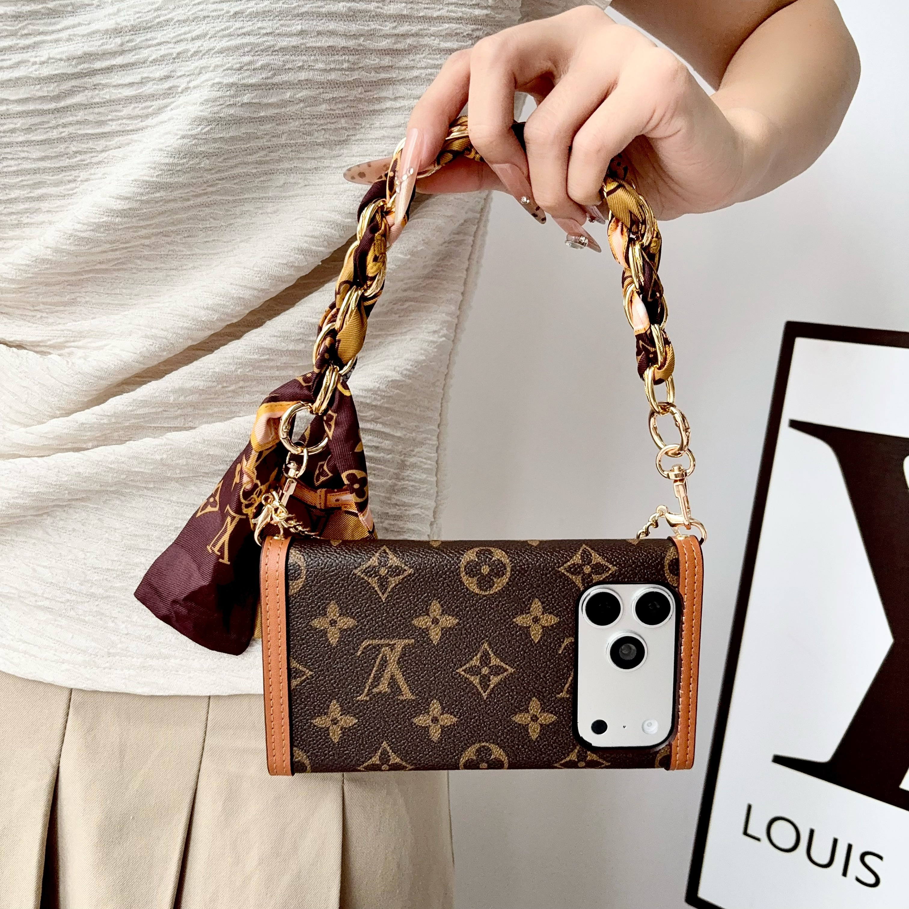 High-quality Leather Monogram iPhone Case With Flip Wallet And Crossbody Chain-GELV218