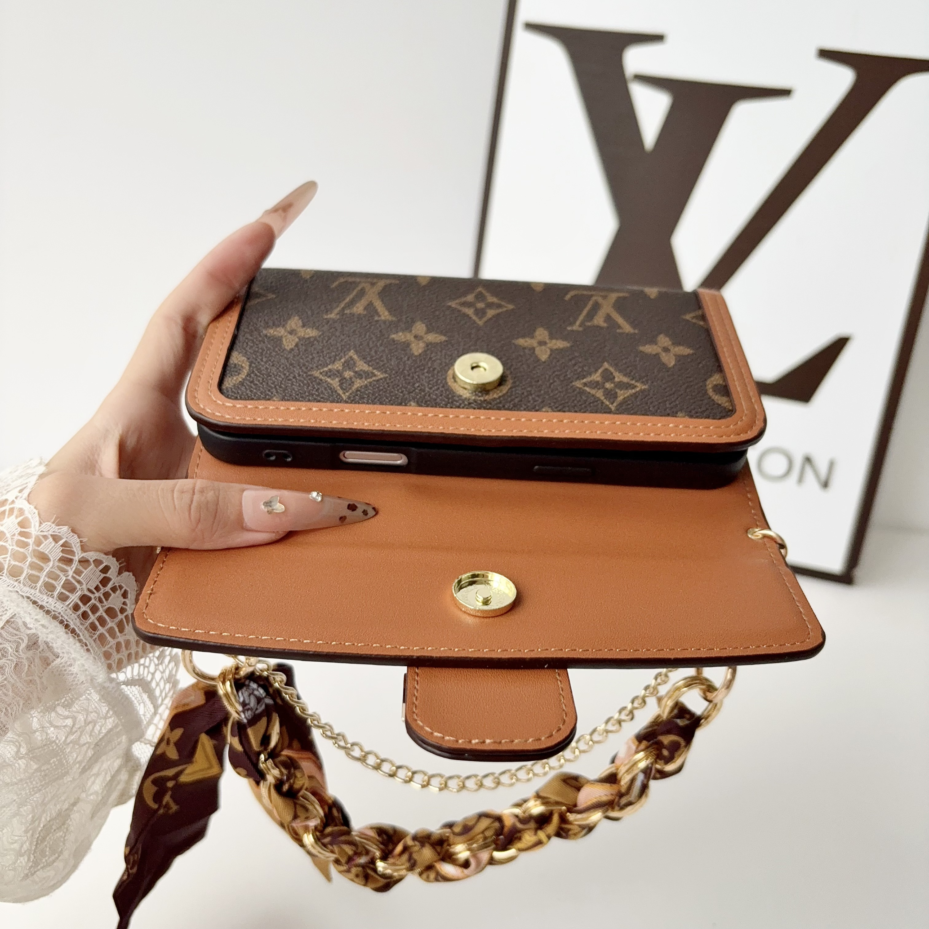 High-quality Leather Monogram iPhone Case With Flip Wallet And Crossbody Chain-GELV218