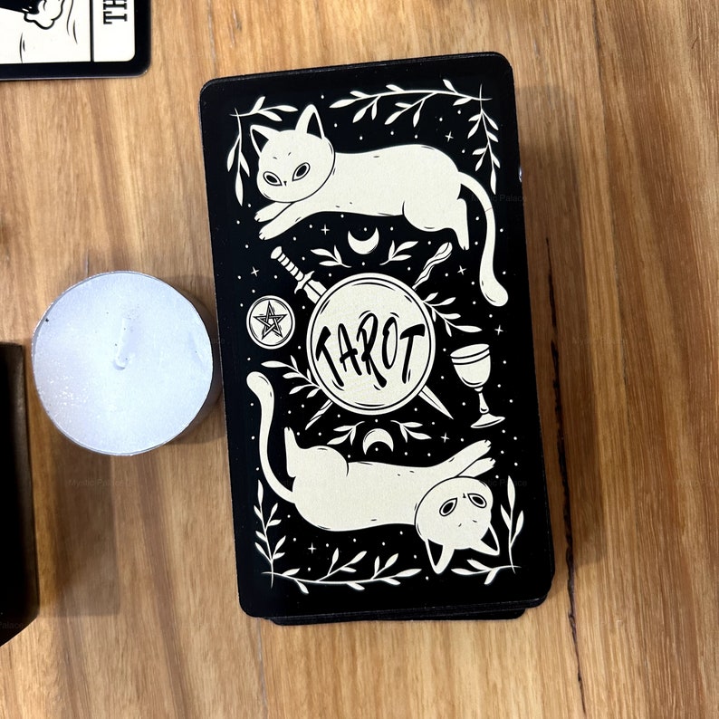 Cat Themed Tarot Deck