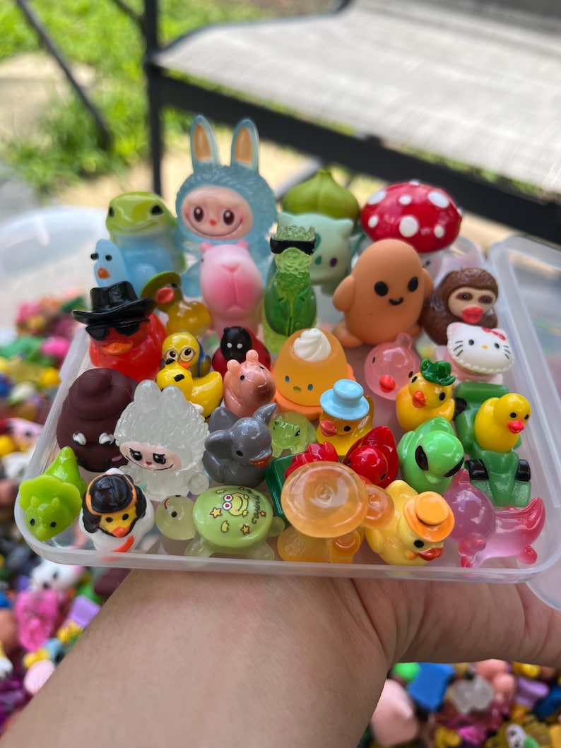 Mini Kawaii Trinkets in a Cute Carry Pouch