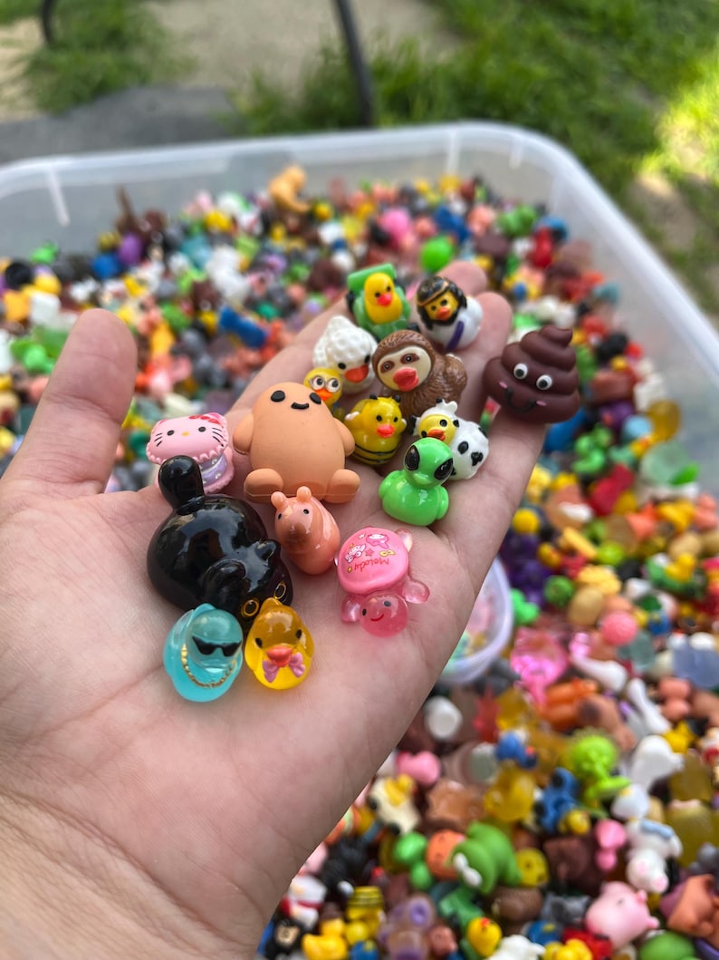 Mini Kawaii Trinkets in a Cute Carry Pouch