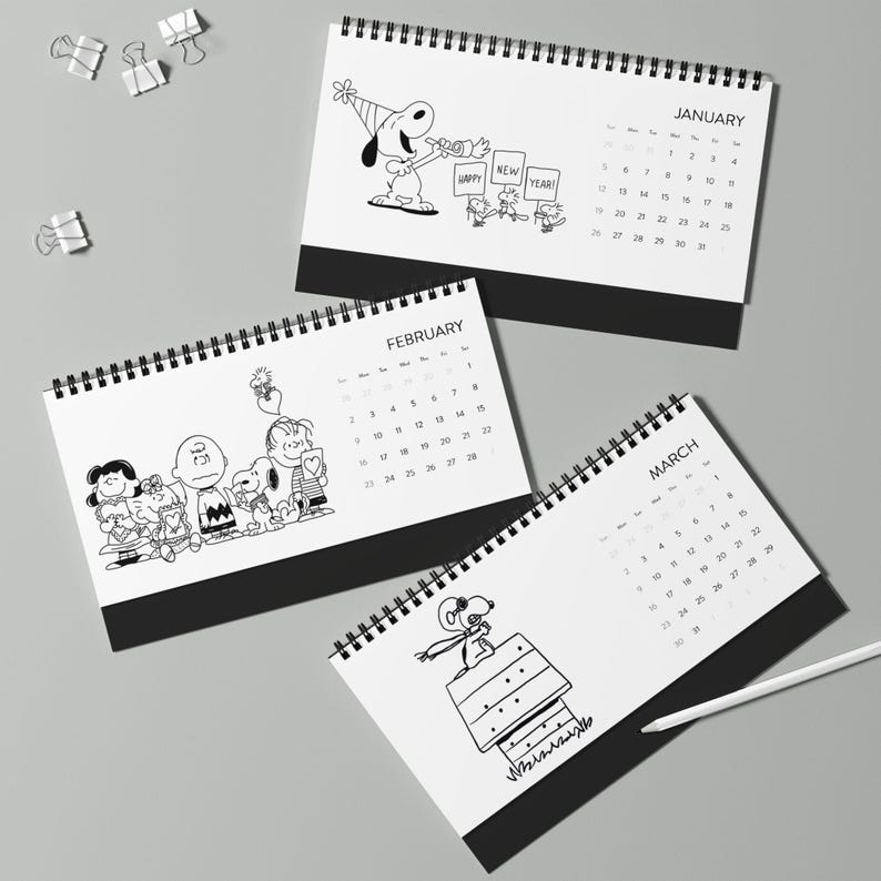 2025 Snoopy & Woodstock Desk Calendar