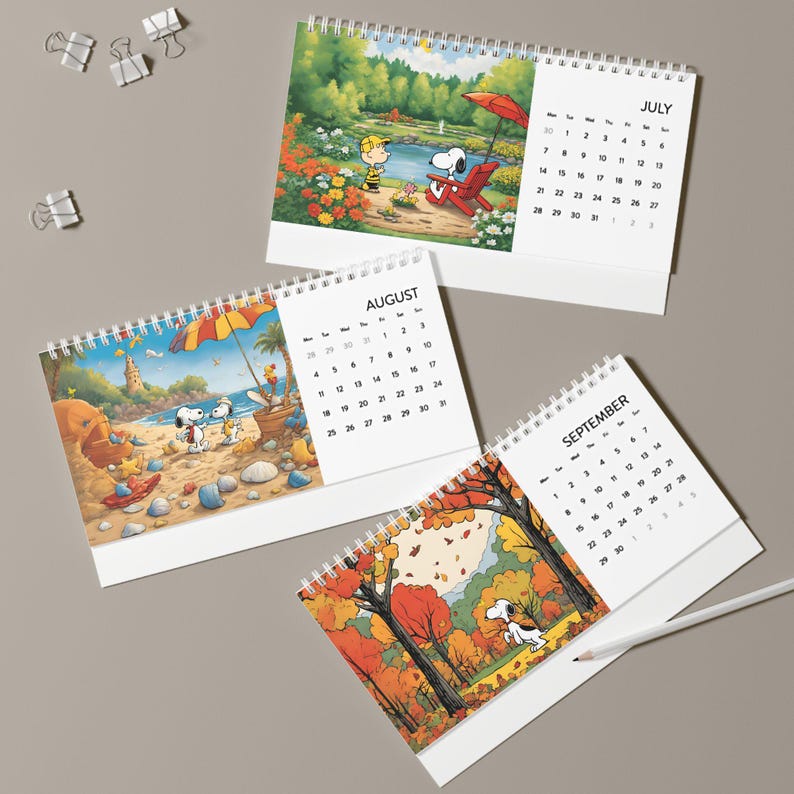 2025 Snoopy & Woodstock Desk Calendar