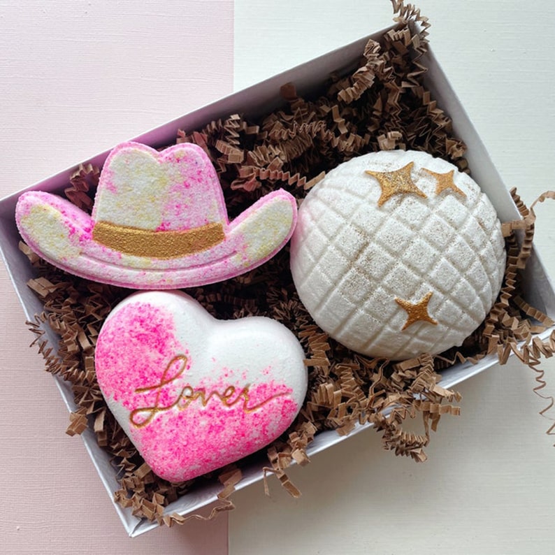 Taylor Swift-Inspired Bath Bomb Gift Box