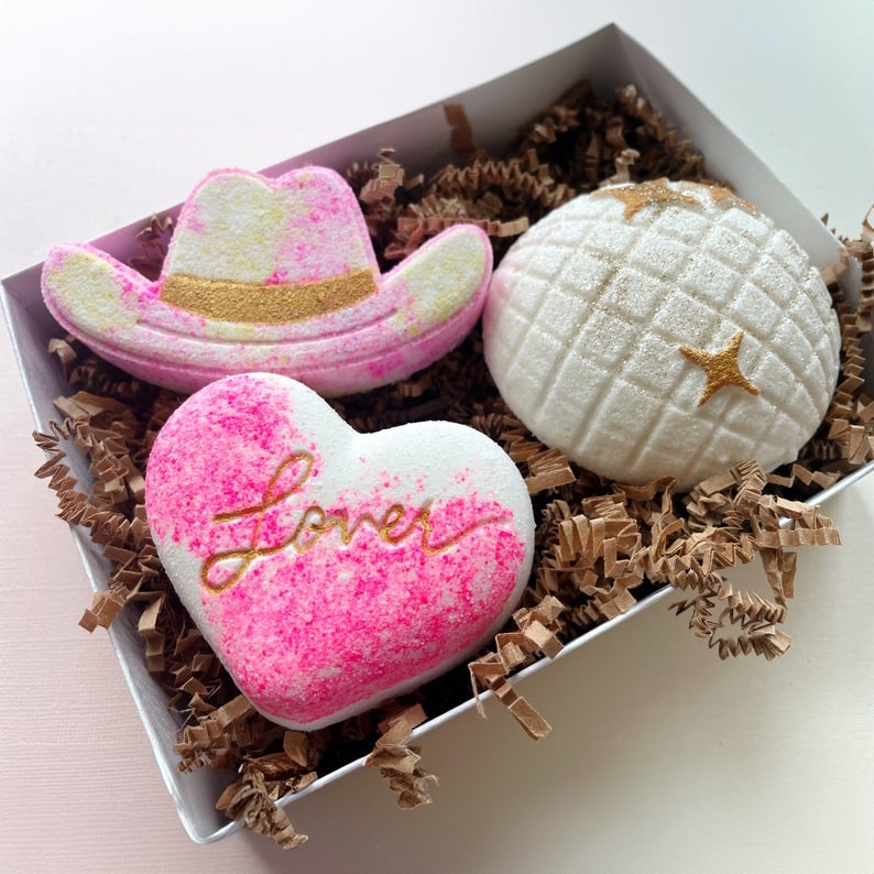 Taylor Swift-Inspired Bath Bomb Gift Box