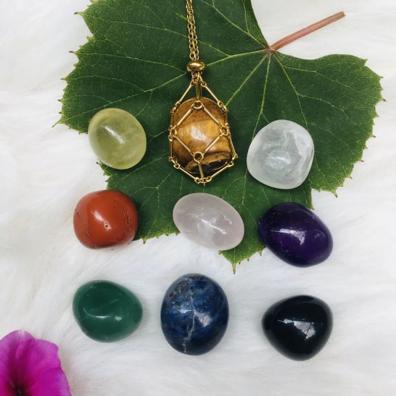 Crystal Stone Holder Necklace