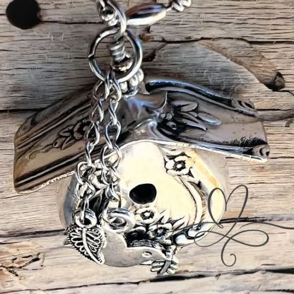 🐦Birdhouse Silver Necklace - The 1951 "Magnolia" Silverware Birdhouse✨🎉