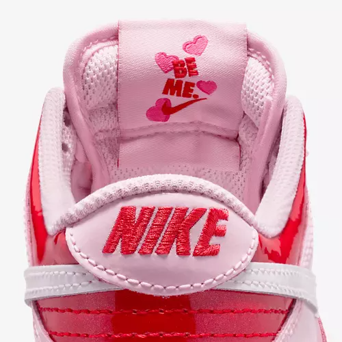 Nithtke Dunk Low Valentine's Day