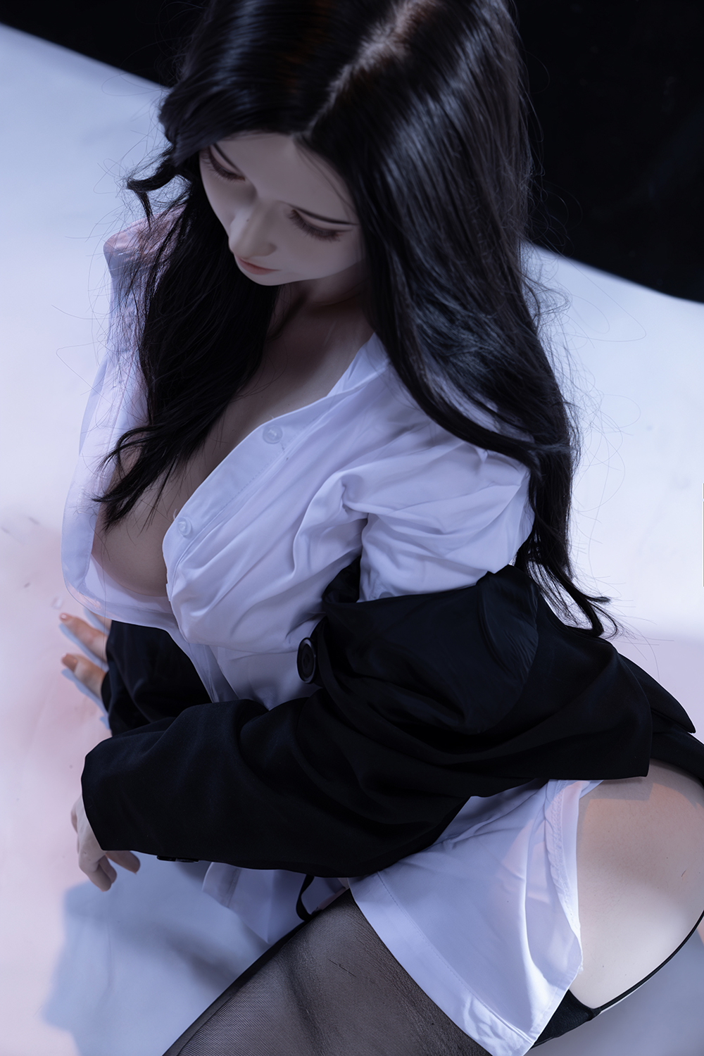 168cm E-Cup Silicone Sex Doll - Trenya Realistic Silicone Sex Doll with Soft Skin & Detailed Texture