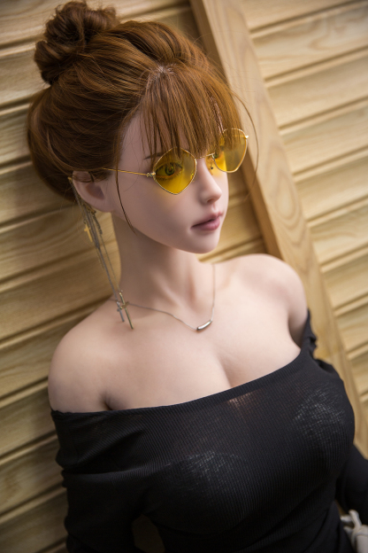 162cm B-Cup Silicone Realistic MILF Brunette Sex Doll - Illyndra for Sale | DollsLover Official Store | Qita Doll