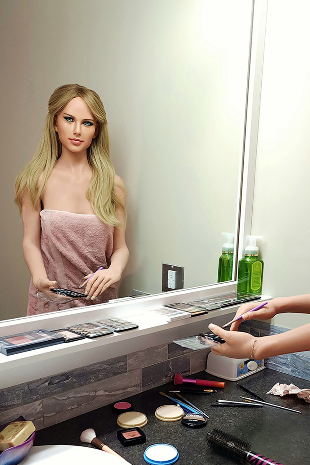 Explore our diverse sex dolls, from TPE to silicone, with options like blonde, Asian, BBW, skinny, tall, and various bust sizes—even alien designs! Enjoy in-stock 24-hour shipping or custom orders. Partner brands: Irontech, WM, SE, ZELEX, FUNWEST andsoan.