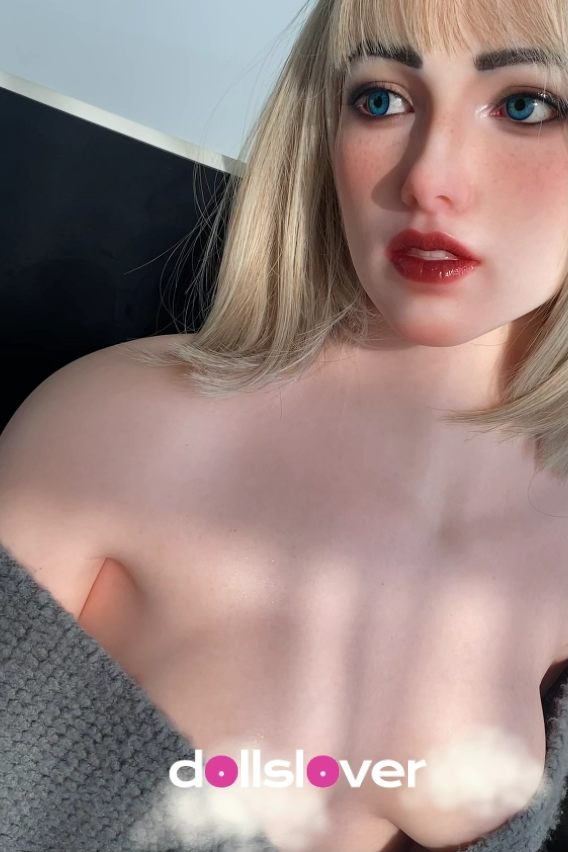 162cm/5ft4 A-Cup Silicone Sex Doll – Ivylynn