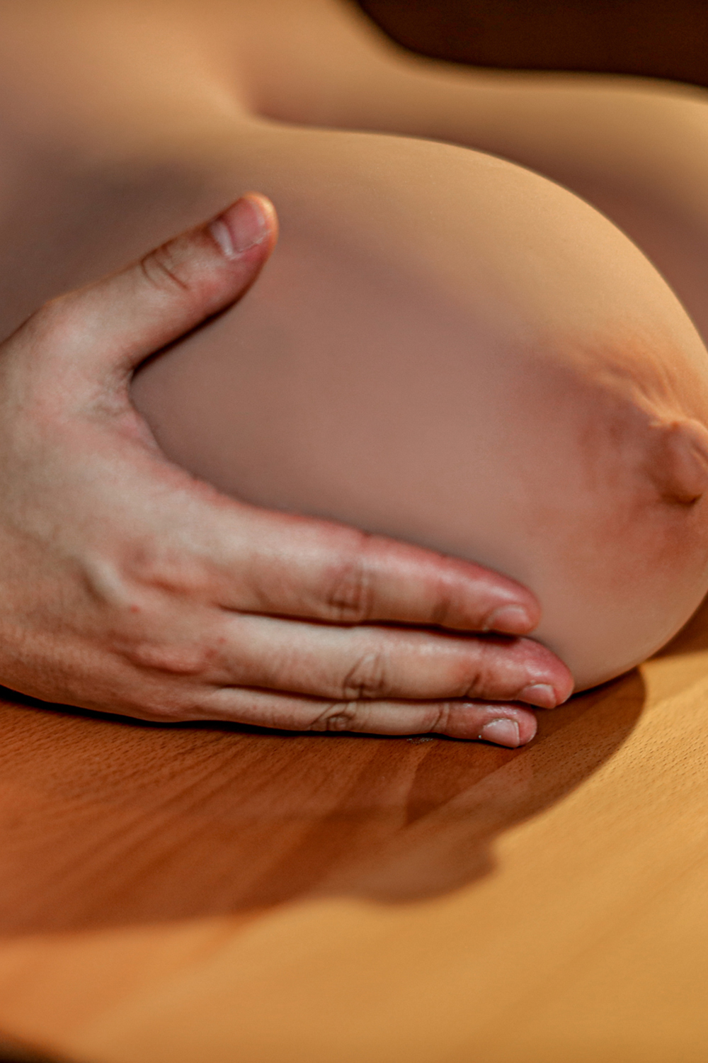 63cm/2ft1 J-Cup Female Torse TPE Sex Doll – Azmira [In Stock USA | Fast Shipping] Ultra Busty Torso Doll – J-Cup, Silicone Curves