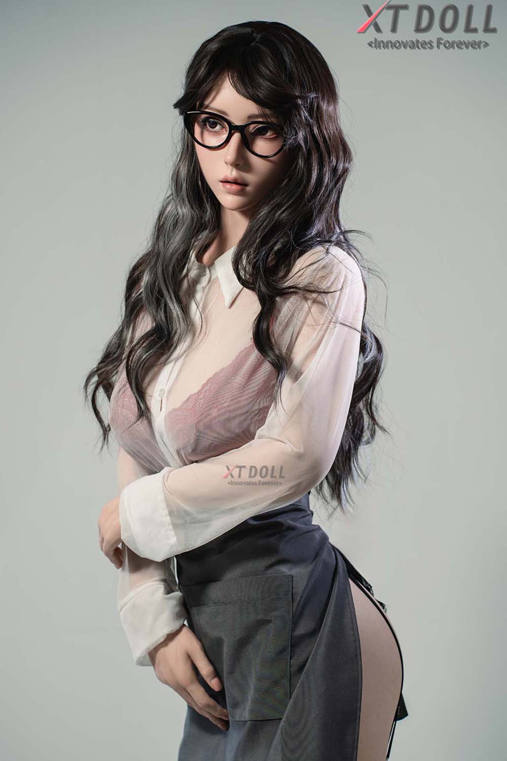 165cm E-Cup Silicone Sex Doll - Quivelle Busty F-Cup Silicone Doll for Men – Mature Elegant Woman Design