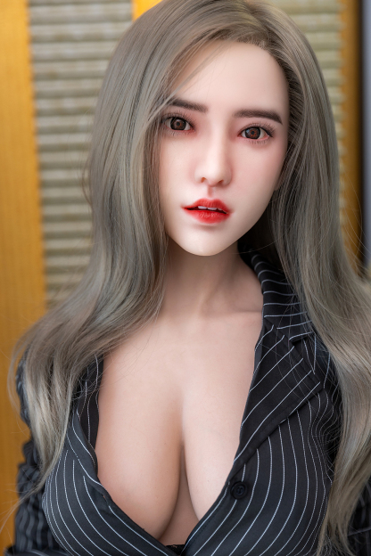 166cm C-Cup Silicone Lifelike Mature Silver Hair Sex Doll - Orvanna for Sale | DollsLover Official Store | Qita Doll