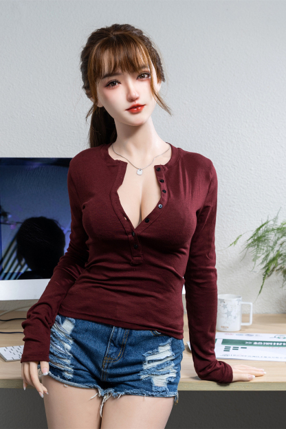 152cm B-Cup Silicone Hyper Realistic Mature Brunette Sex Doll - Quinvelle for Sale | DollsLover Official Store | Qita Doll
