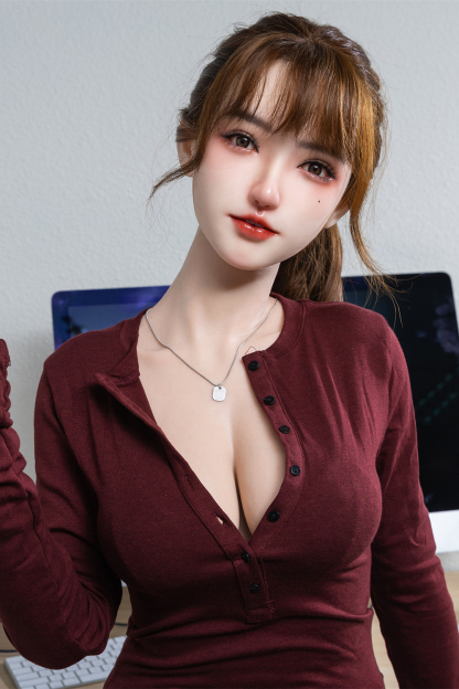152cm B-Cup Silicone Hyper Realistic Mature Brunette Sex Doll - Quinvelle for Sale | DollsLover Official Store | Qita Doll
