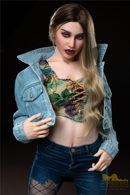 168cm/5ft6 A-Cup Silicone Sex Doll – Anwen-DollsLover Official Store