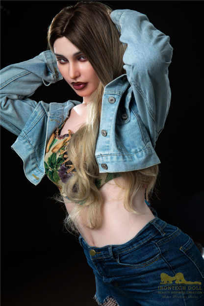 168cm/5ft6 A-Cup Silicone Sex Doll – Anwen-DollsLover Official Store
