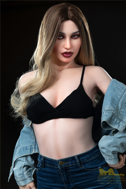 168cm/5ft6 A-Cup Silicone Sex Doll – Anwen-DollsLover Official Store