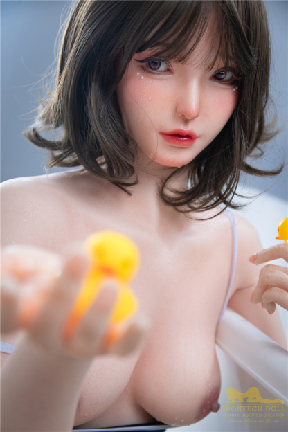 168cm/5ft6 A-Cup Silicone Sex Doll – Selah-DollsLover Official Store