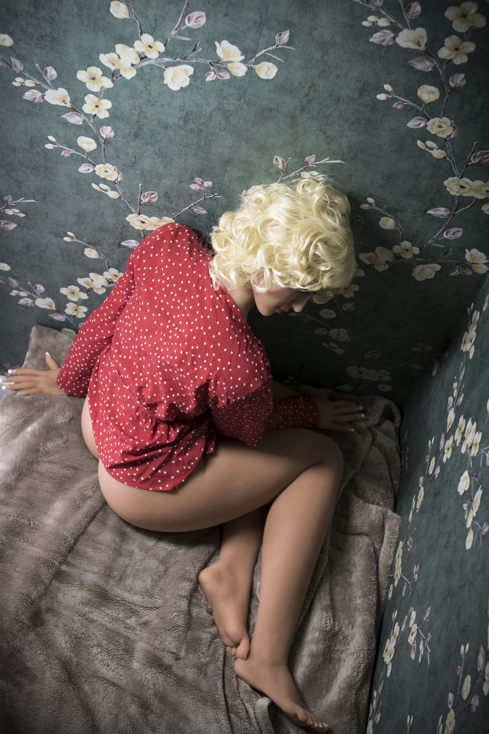 Explore our diverse sex dolls, from TPE to silicone, with options like blonde, Asian, BBW, skinny, tall, and various bust sizes—even alien designs! Enjoy in-stock 24-hour shipping or custom orders. Partner brands: Irontech, WM, SE, ZELEX, FUNWEST andsoan.