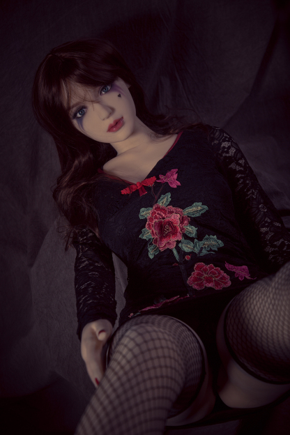 170cm E-Cup TPE Lifelike Mature Brunette Sex Doll - Rhavelle for Sale | DollsLover Official Store | Qita Doll