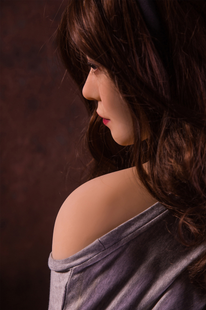 160cm A-Cup TPE Luxury Thick Brunette Sex Doll - Olthessa for Sale | DollsLover Official Store | Qita Doll
