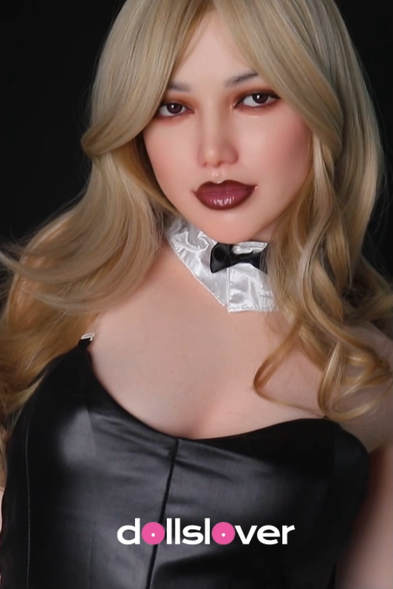 168cm/5ft6 A-Cup Silicone Sex Doll – Waverly