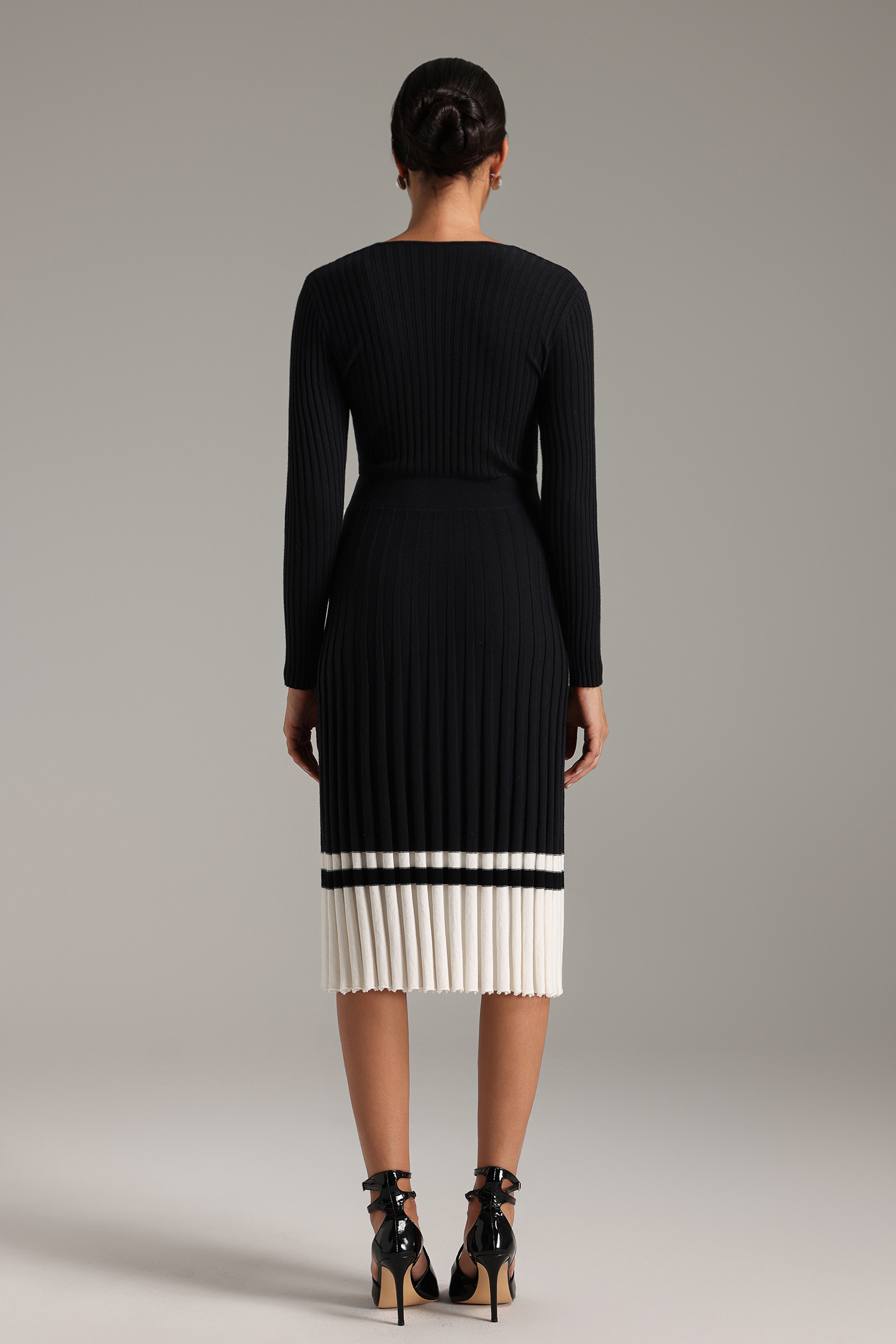 Tessy V Neck Midi Dress