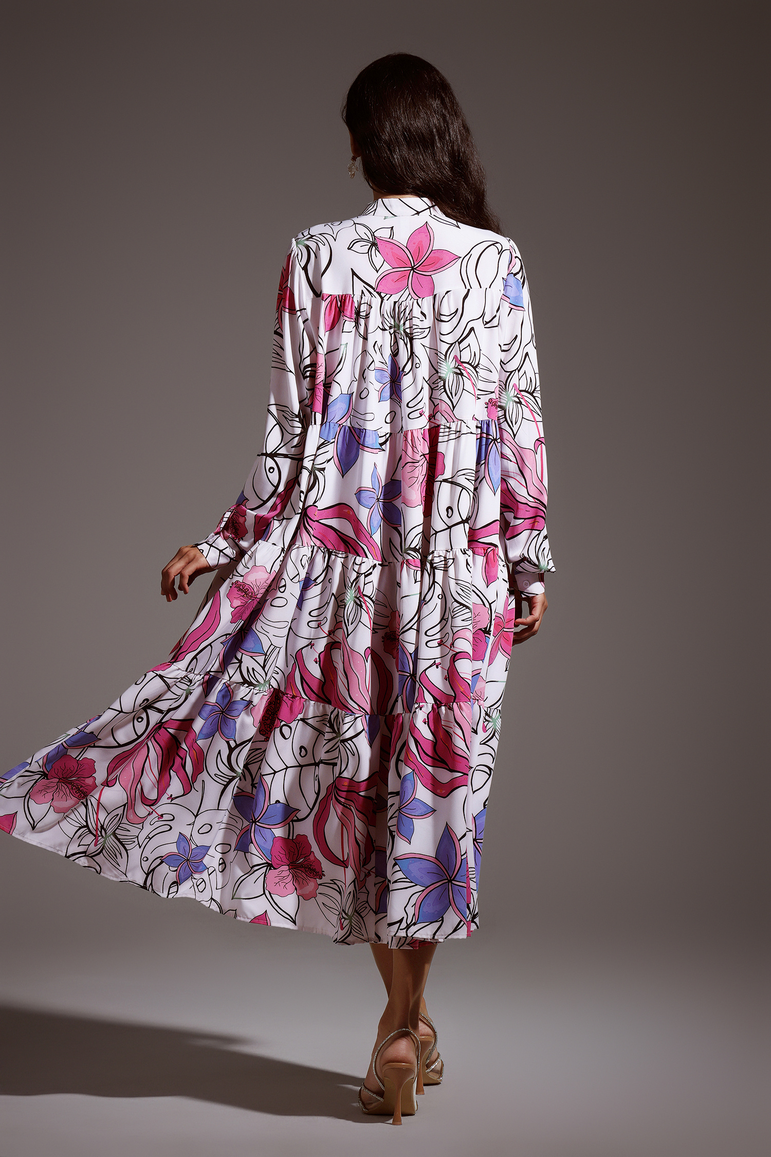 Verdad Long Sleeves Floweer Maxi Dress