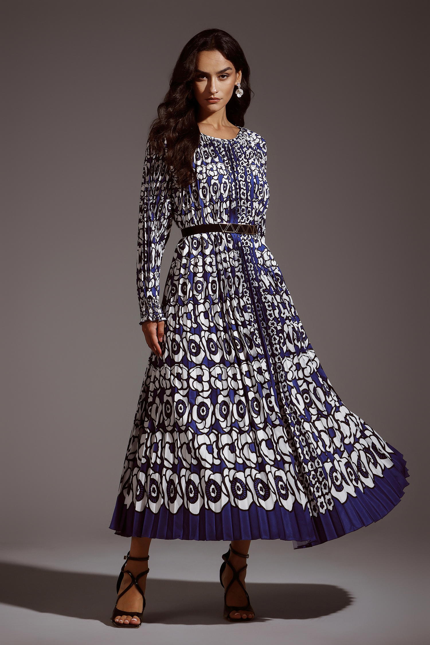 Tutuni Flower Long Sleeves Maxi Dress