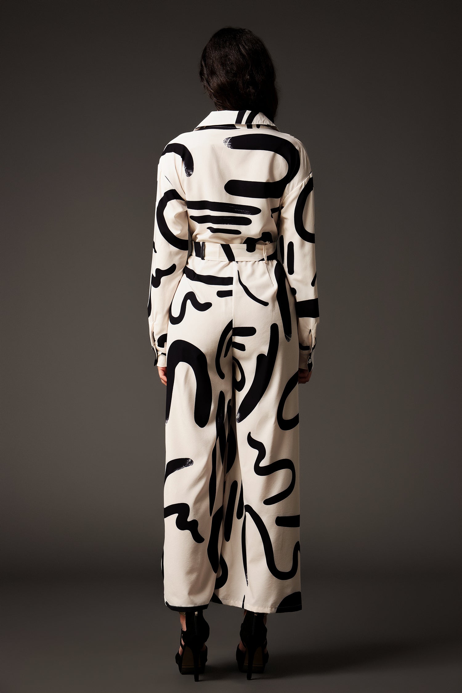 Hainsley Printing Long Sleeves V-Neck Jumpsuit