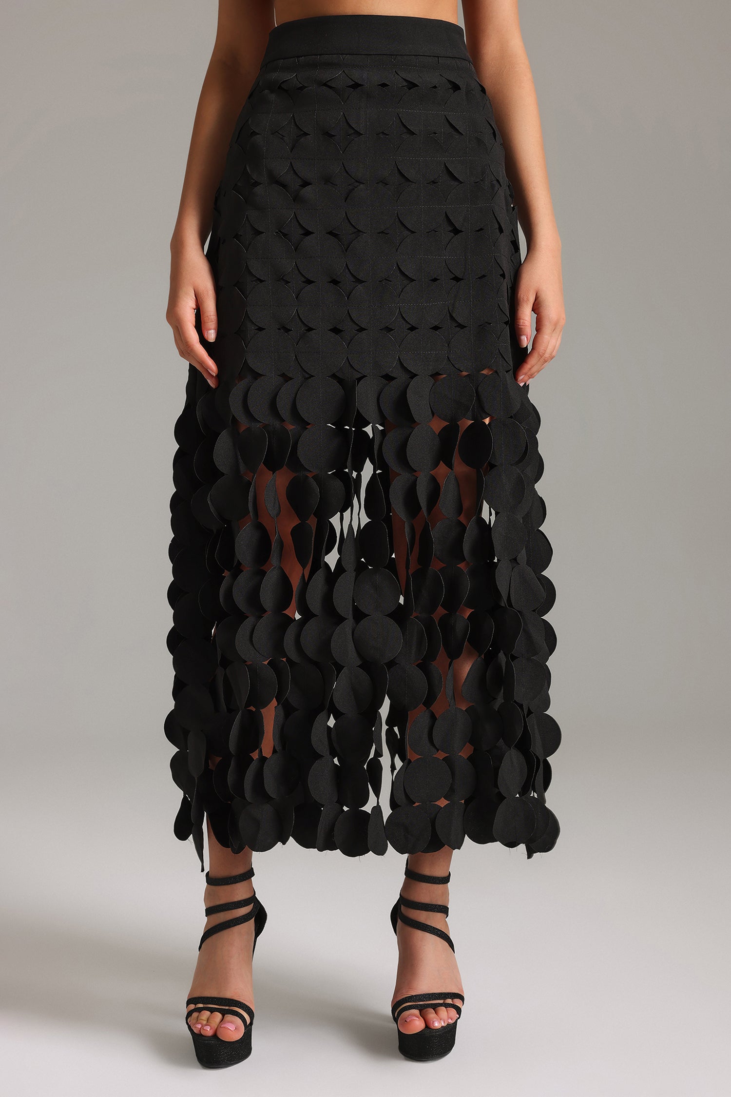 Heloise Round Leaves Skrit - Black