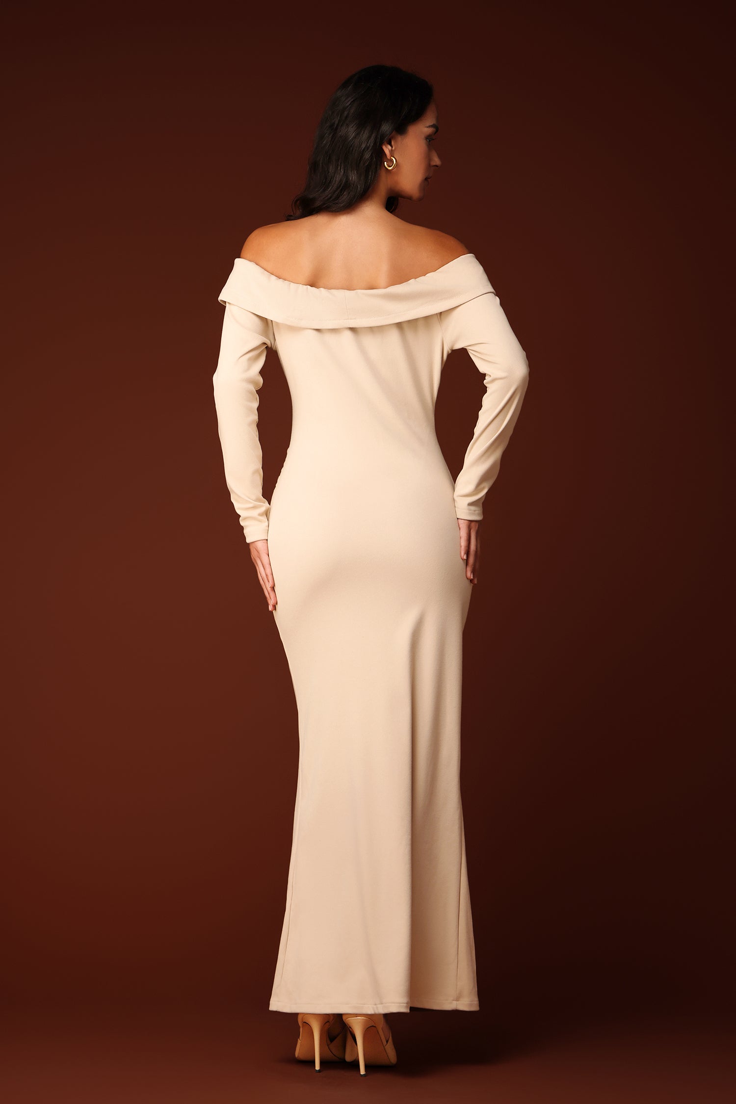 Momo Off Shoulder Long Sleeves Maxi Dress