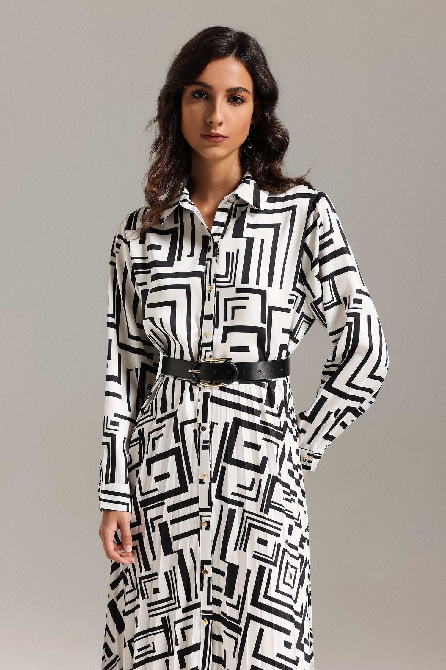 Oiama Printed Pleat Shirt Maxi Dress