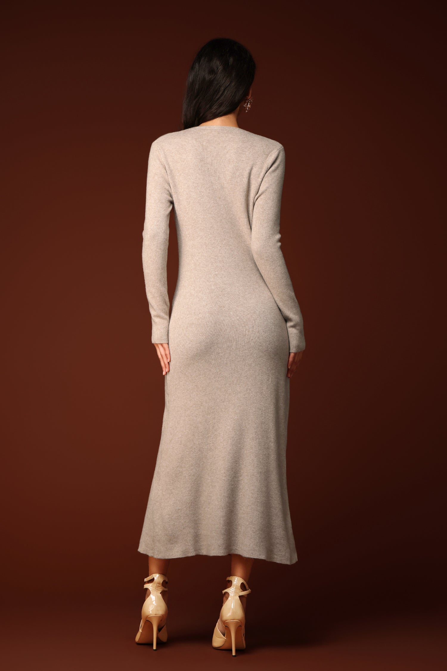 Ziriy Long Sleeves V-neck Maxi Dress