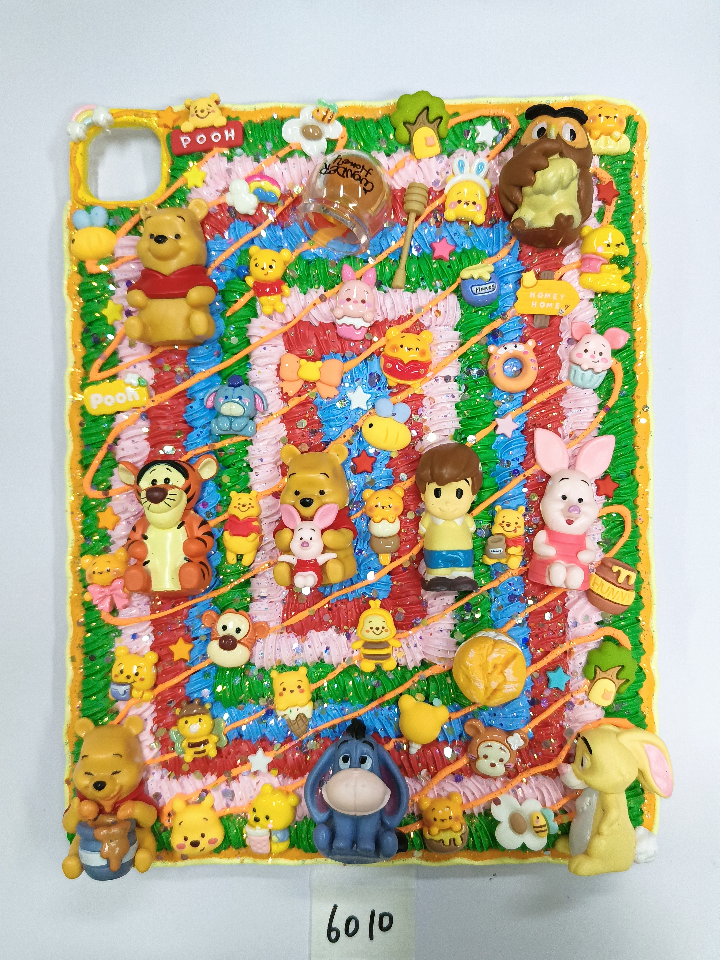 Winnie the Pooh style iPad case, three-dimensional 3D, cream glue DIY iPad, holiday gift, art collection, purely handcrafted.