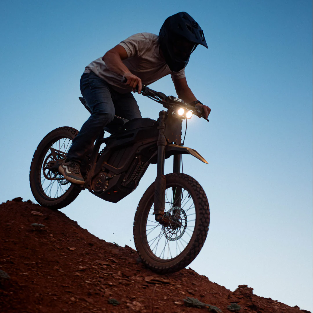 Off-road electric bike 3-hour fast charge (74.6 Mile Range)