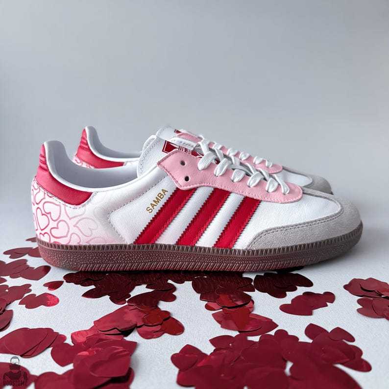 Samthtba Custom Sneakers – Valentines Day Gift for Her, Hand Painted Shoes